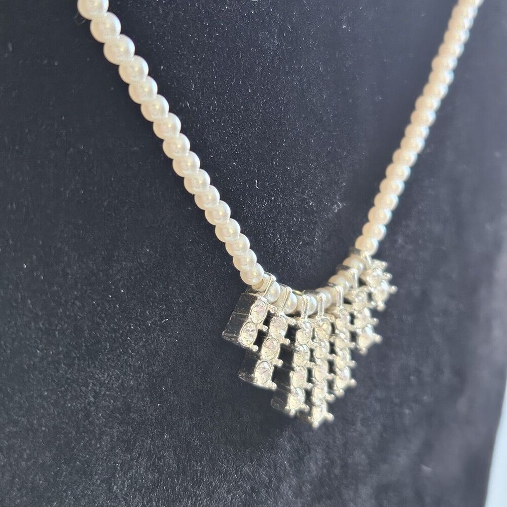 Napier Silver Tone Faux Pearl And Rhinestone Necklace 16-18" - Picture 7 of 14